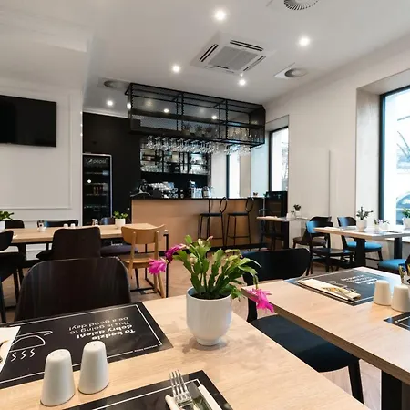 Tulip Hotels & Residences Warsaw Targowa