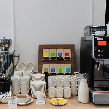 Tulip Residences Targowa Hotell 3*