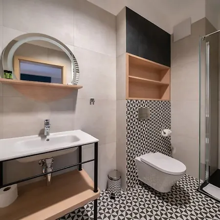 Tulip Residences Targowa Hotell