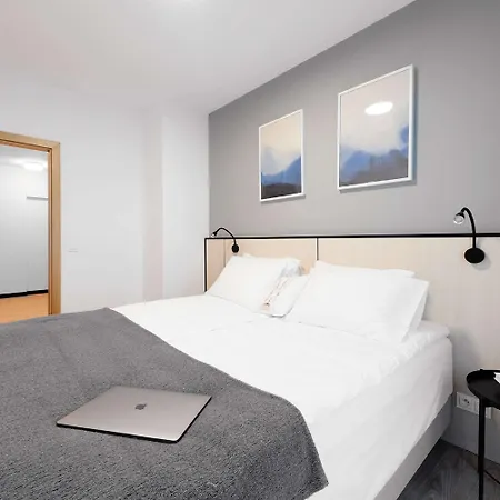 Tulip Residences Targowa 3*