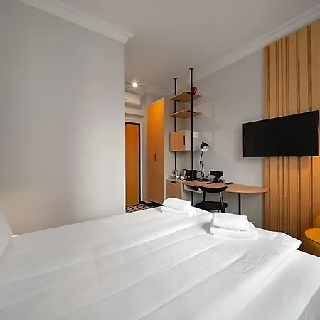 Tulip Residences Targowa מלון ורשה