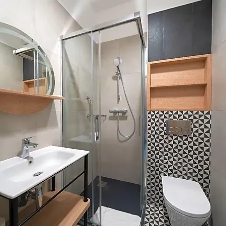 Tulip Residences Targowa Отель Варшава