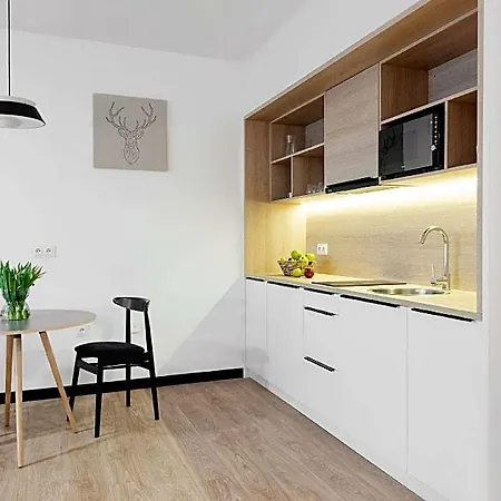 Tulip Residences Targowa מלון ורשה