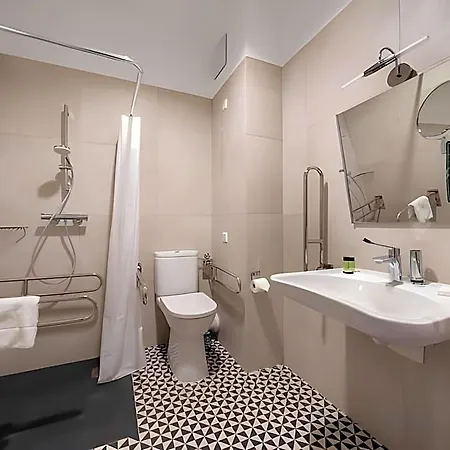 Tulip Residences Targowa 3*