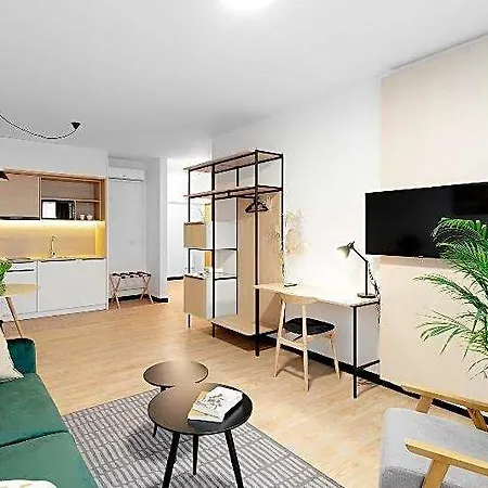 Tulip Hotels & Residences Warsaw Targowa 3*