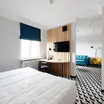 호텔 Tulip Residences Targowa