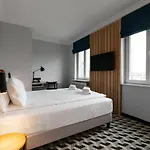 Tulip Residences Targowa 3*